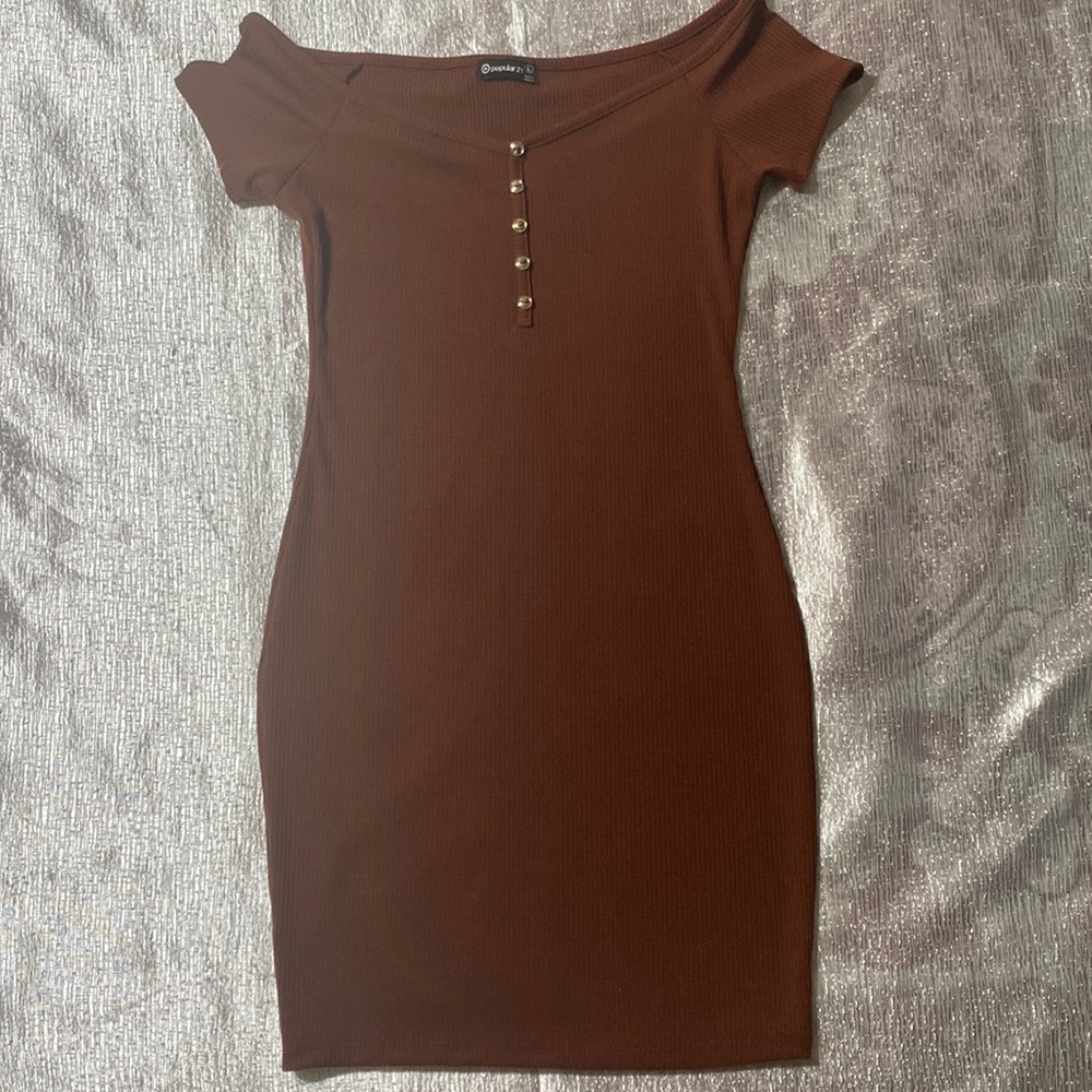This is a Popular 21 mini dress in color brown and gold buttons